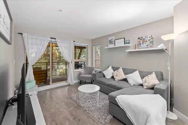 Burnaby, BC V3N 0E3,7131 Stride AVE #316