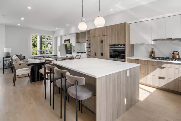 Surrey, BC V3W 5P1,5993 143 ST #16