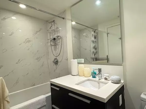 Burnaby, BC V5H 0C3,6333 Silver AVE #3503