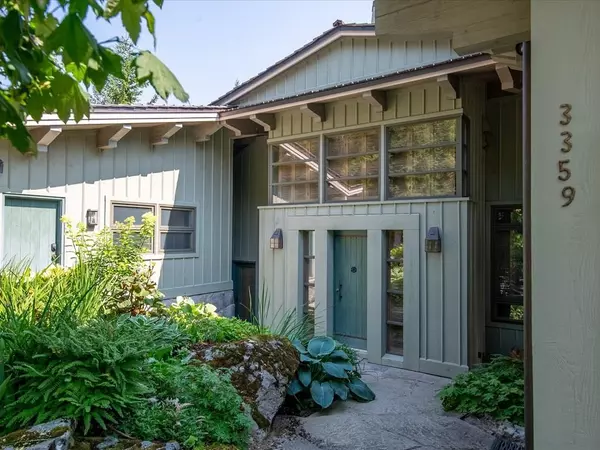 3359 Osprey PL, Whistler, BC V8E 0B8