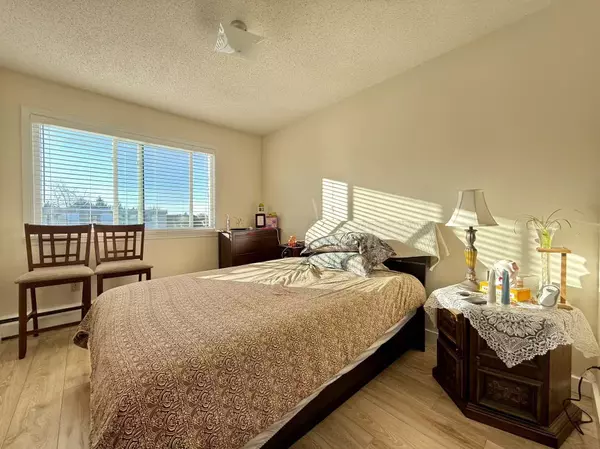 Richmond, BC V7C 3M6,7260 Lindsay RD #302