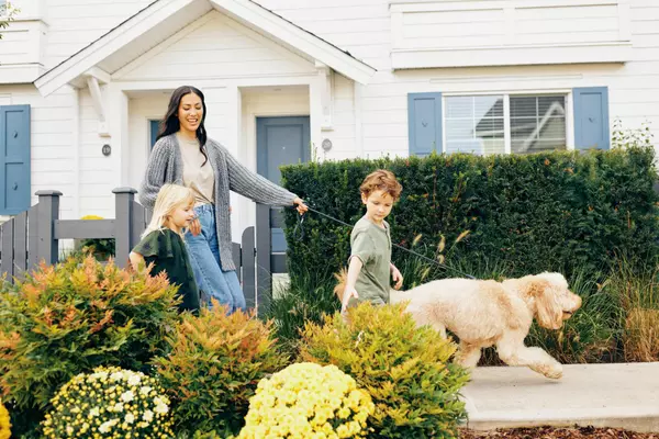 Surrey, BC V0V 0V0,7858 137 ST #61