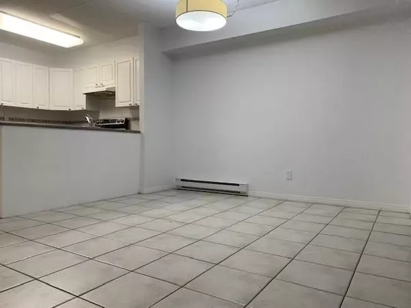 White Rock, BC V4B 1C9,15549 Marine DR ##201