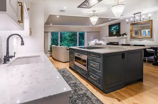 North Vancouver, BC V7K 1Y6,3091 Royal AVE