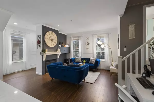 Langley, BC V2Y 0G2,6894 208 ST #2