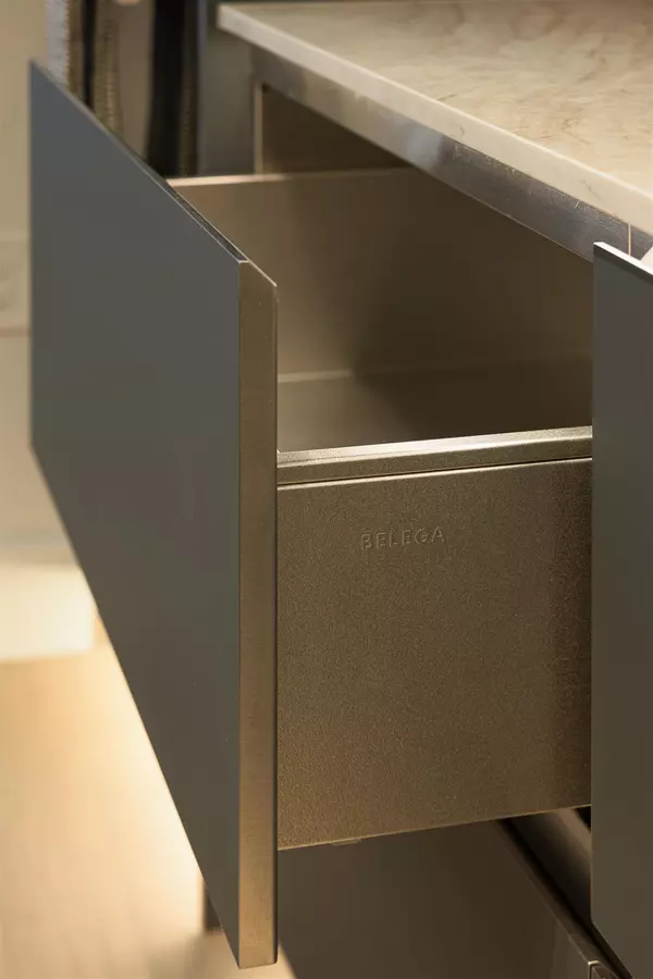 1183 W 33rd AVE Vancouver, BC V6M 1A2