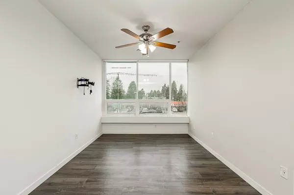 Surrey, BC V3W 4B8,9278 120 #210