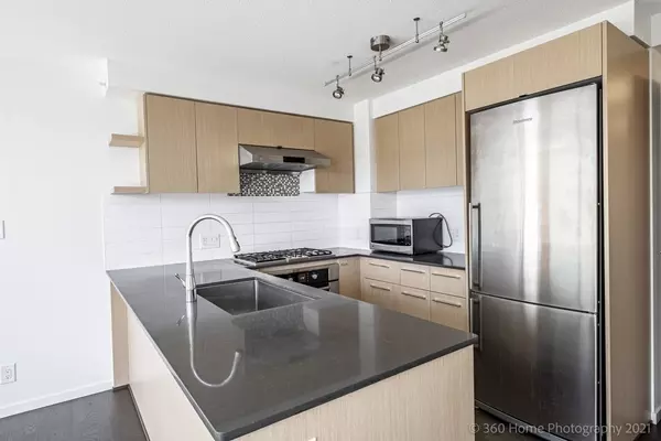 Richmond, BC V6X 0K6,7988 Ackroyd RD #7xx