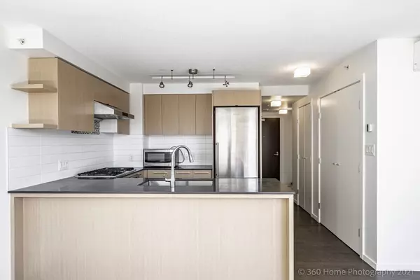 7988 Ackroyd RD #7xx, Richmond, BC V6X 0K6