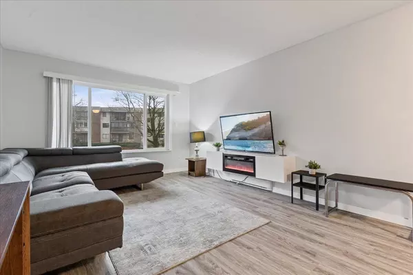 Chilliwack, BC V2P 7J3,45598 Mcintosh DR #115