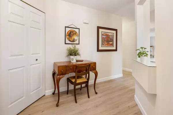 Langley, BC V1M 2E8,8889 212 ST #10