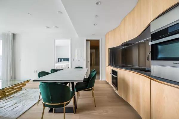 Vancouver, BC V6G 1A5,1568 Alberni ST #1107