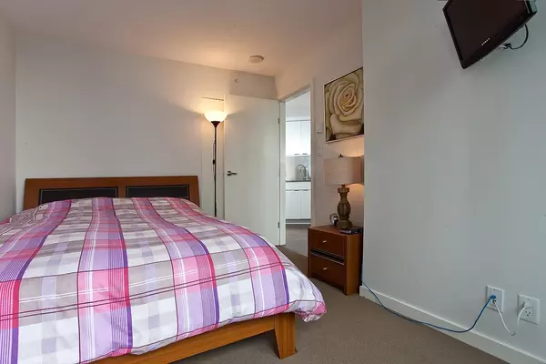 Vancouver, BC V6B 0E9,788 Hamilton Street #802