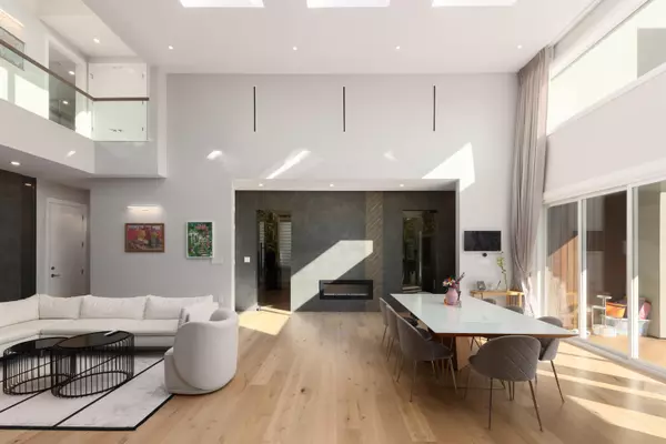 8840 Gay RD, Richmond, BC V6Y 2H7