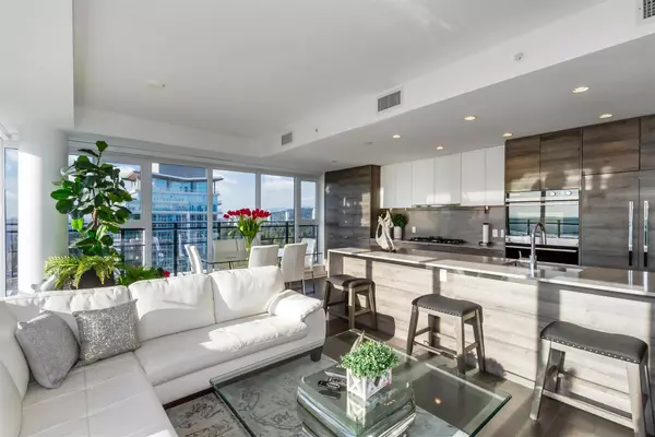 Coquitlam, BC V3K 0G9,1045 Austin AVE #2304