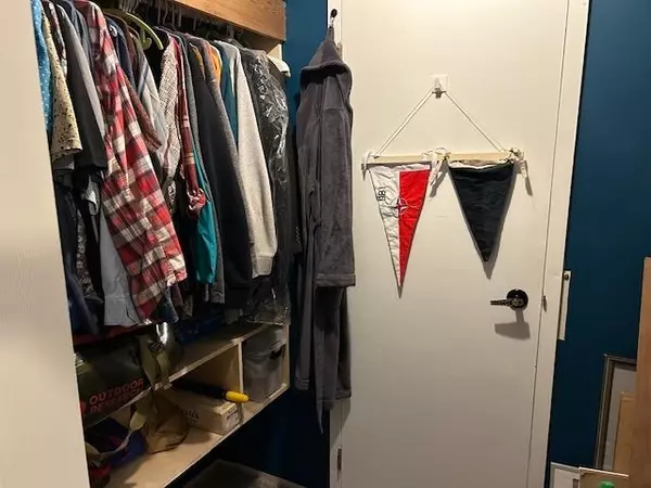 Maple Ridge, BC V2X 8H1,12170 222 ST #218