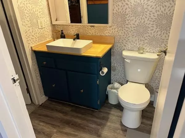 Maple Ridge, BC V2X 8H1,12170 222 ST #218