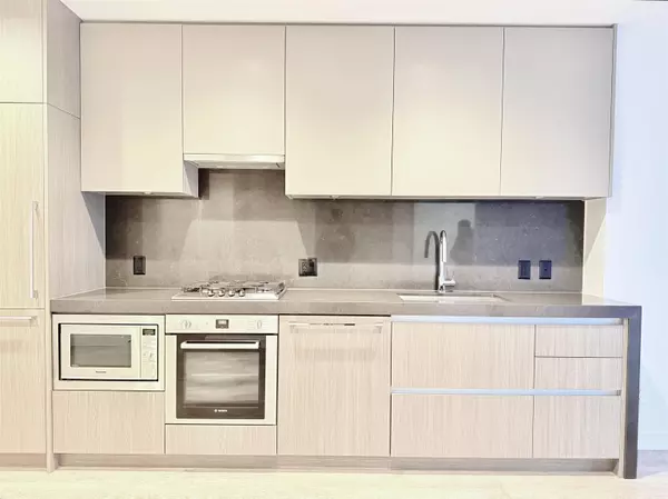 Burnaby, BC V5H 0J4,6080 Mckay AVE #1505