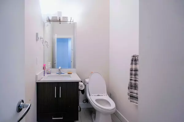 7247 140 ST #38 Surrey, BC V3W 1K8