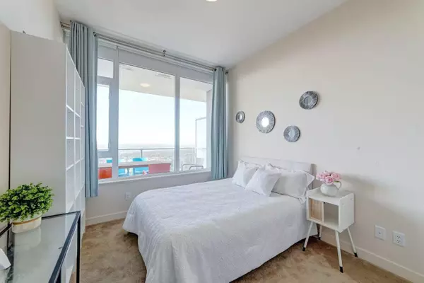 Burnaby, BC V5H 0H8,6383 Mckay AVE #3804