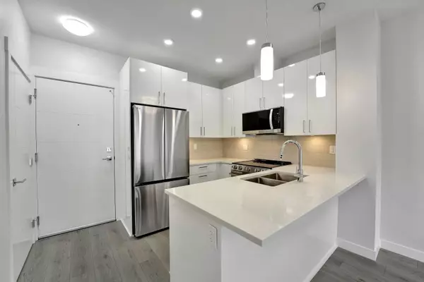 Abbotsford, BC V0V 0V0,33886 Pine ST #507