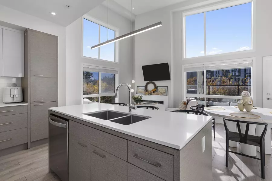 45500 Market WAY #401, Chilliwack, BC V2R 6G5