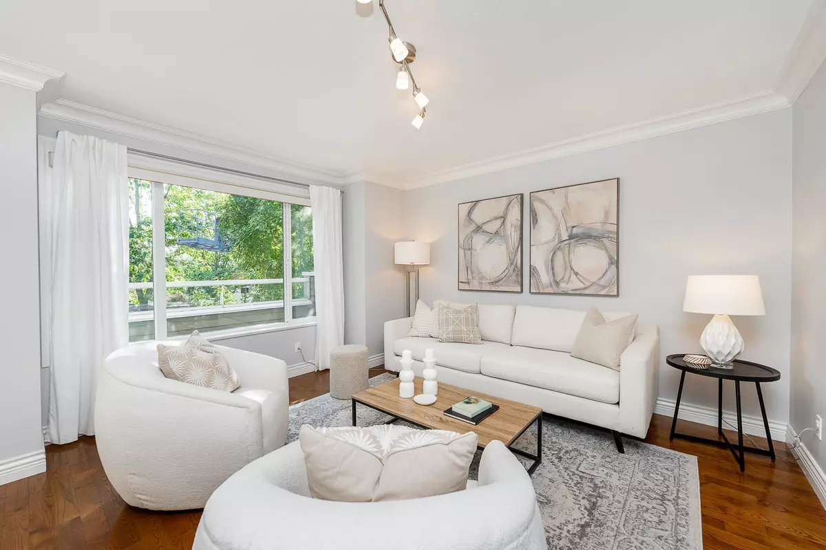 Port Moody, BC V3H 4T3,181 Ravine DR #4