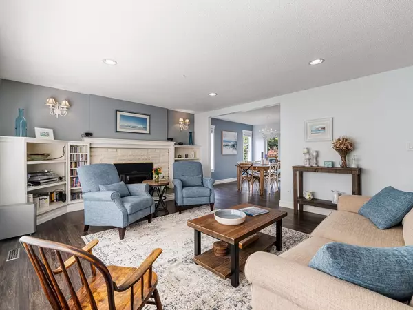 Langley, BC V3A 2K7,4551 209 ST