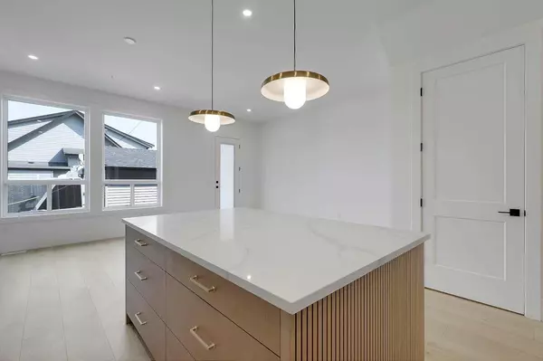 Langley, BC V2Y 3V4,7682 196 ST