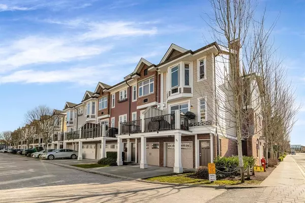 20738 84 AVE, Langley, BC V2Y 0J6