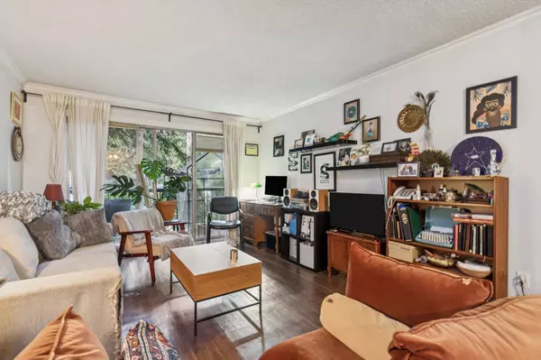 428 Agnes ST #302, New Westminster, BC V3L 1G1