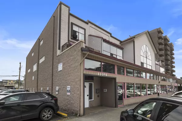 Maple Ridge, BC V2X 3C1,22356 Mcintosh AVE #209