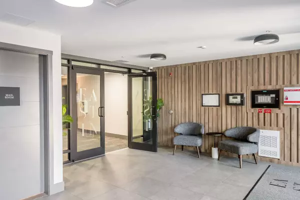 Langley, BC V2Y 3W9,8117 200a ST #411