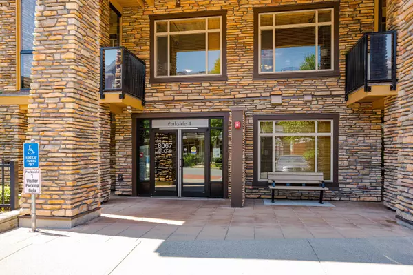 Langley, BC V2Y 0P1,8067 207 ST #124