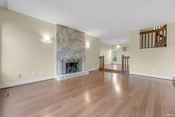 Richmond, BC V7E 5M5,5640 Sandiford PL