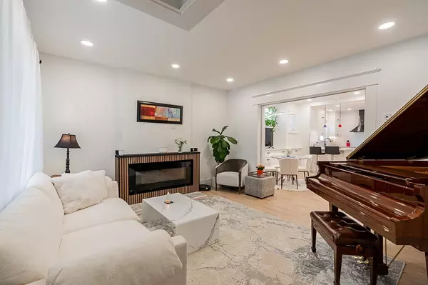 Vancouver, BC V6R 1L3,3343 W 3rd AVE