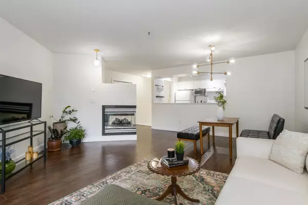 5465 201 ST #401, Langley, BC V3A 1P8