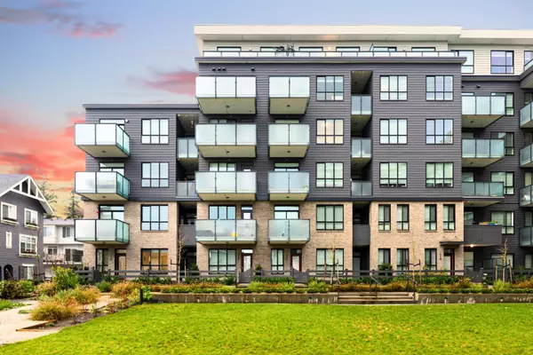 15738 85 AVE #115, Surrey, BC V4N 6W6