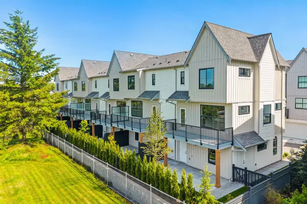 Langley, BC V2Y 3Y7,20329 80 AVE #27