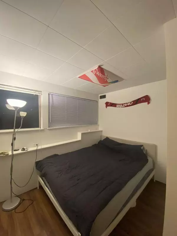 Burnaby, BC V5A 1P3,7192 Paulus CRES #Ground-Level