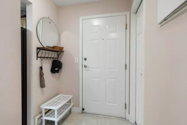 Delta, BC V4E 3M6,6866 Nicholson RD #104