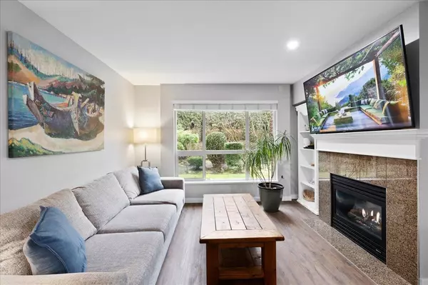 2167 152 ST #107, Surrey, BC V4A 4P1