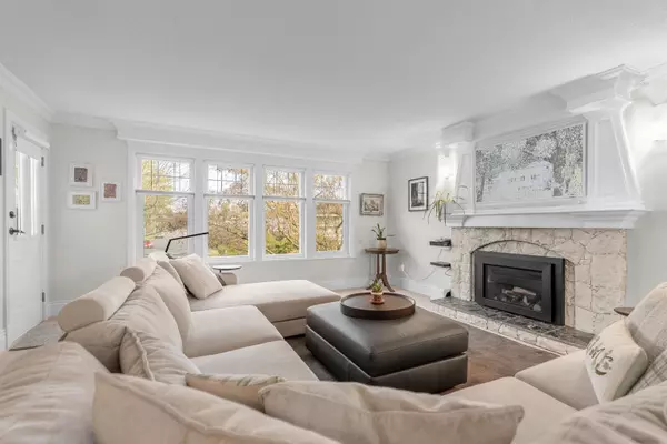 Richmond, BC V7A 3C5,10360 Anahim DR