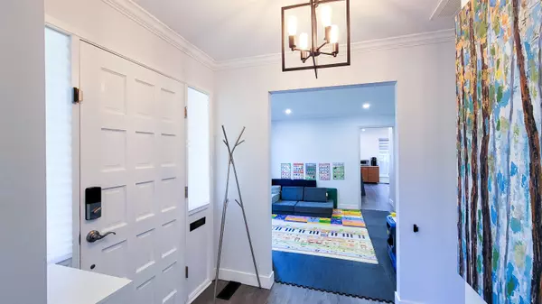 Richmond, BC V6X 1M5,11231 Daniels RD