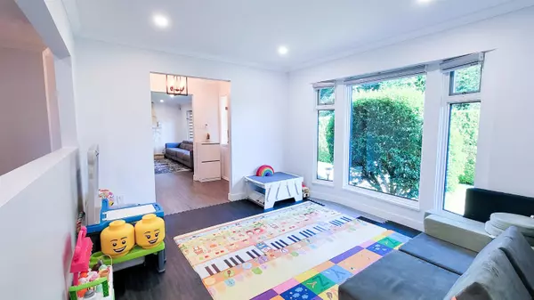 Richmond, BC V6X 1M5,11231 Daniels RD