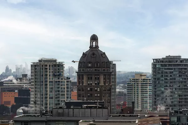 Vancouver, BC V6B 6H4,438 Seymour ST #1409