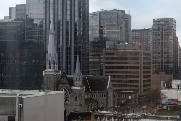 Vancouver, BC V6B 6H4,438 Seymour ST #1409