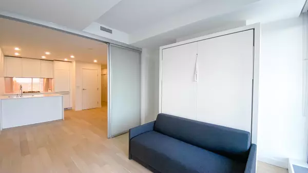 Vancouver, BC V6Z 0G5,1480 Howe ST #38xx