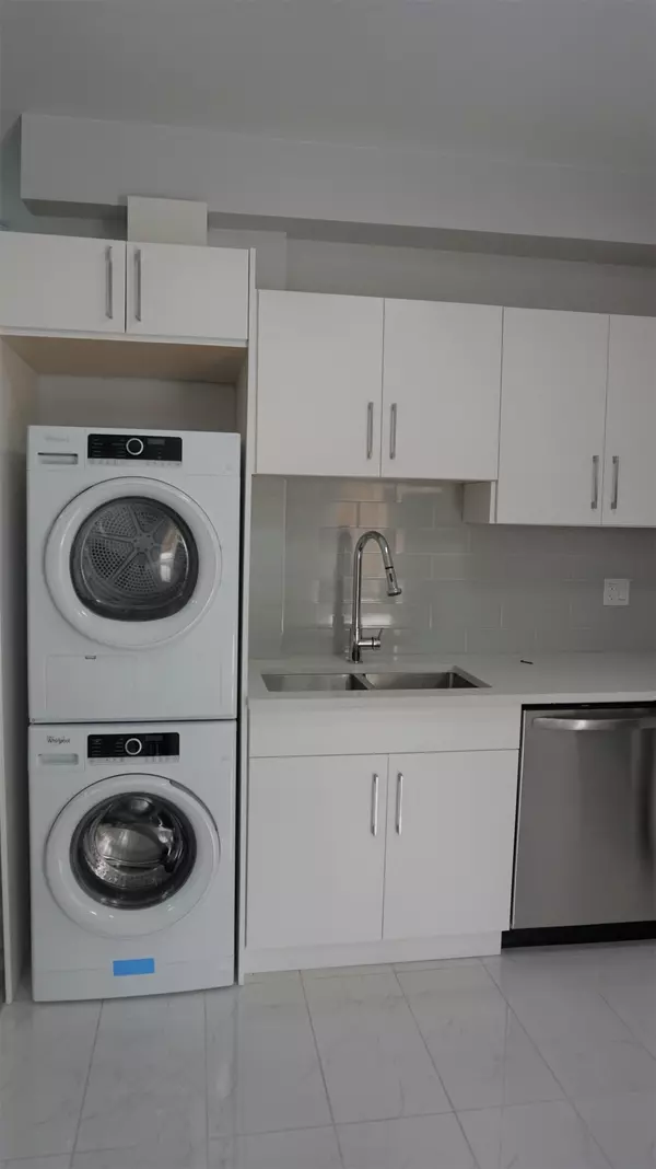 Coquitlam, BC V3E 0E9,1375 Coast Meridian RD