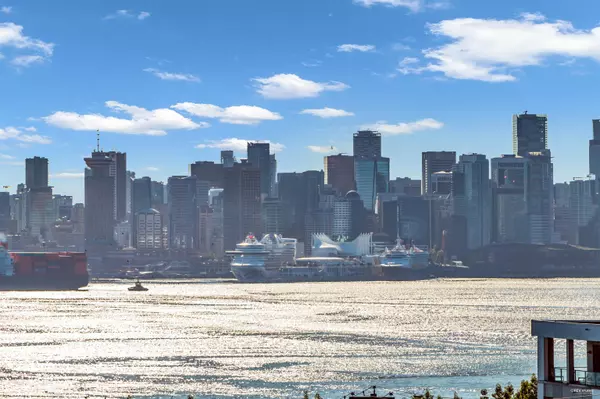 422 E 3rd ST #407, North Vancouver, BC V7L 1G2